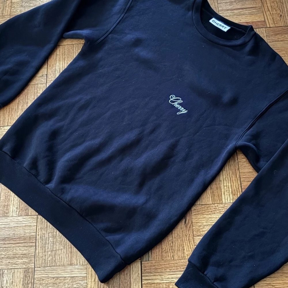 Cherry LA black Crewneck Sweat shirt sz s